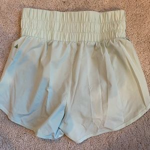 Balance Athletica / Vitality Shorts - Green XS